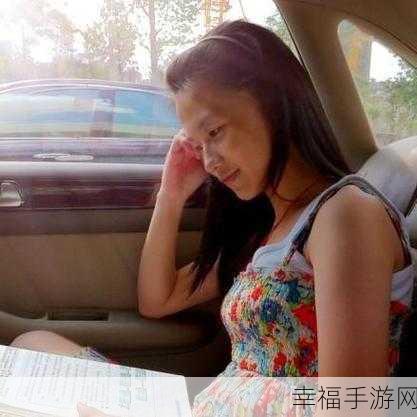 换母闹元宵猜灯谜苏娅李文雯:元宵佳节猜灯谜 苏娅李文雯欢聚